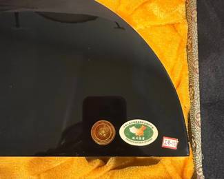 Yangzhou Lacquerware Fan Set second image