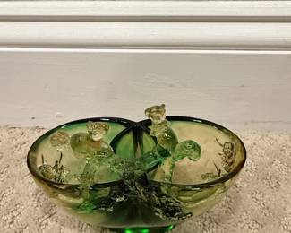Art Glass Double Handled Bowl with Squirrels, possibly Blenko second image