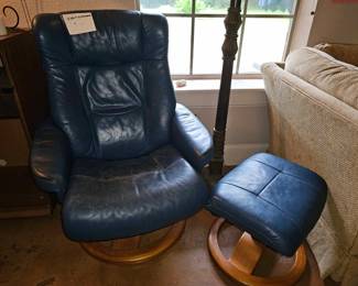 Very comfy chair and foot rest