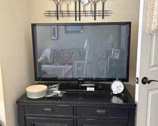 Samsung TV, TV Bookcase Cabinet, Wall decor