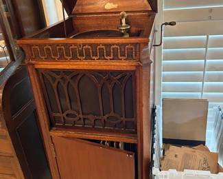 Edison Disc Phonograph-working with extra records/discs