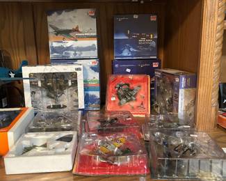 Loads of collectible Model Airplanes!