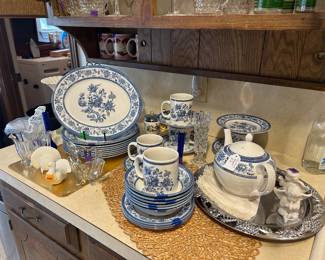 Churchill England dinnerware set, blue and white