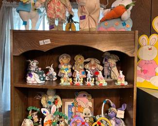 Vintage Easter toys & decor