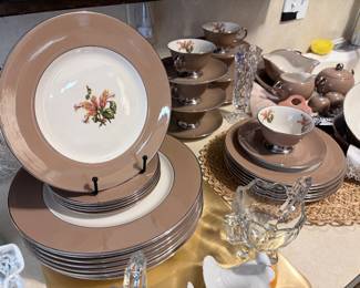 Cocoa Cambria Flintridge china set