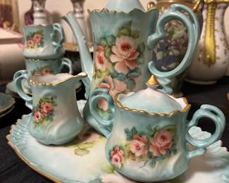 Handpainted porcelain tea set, service for 4