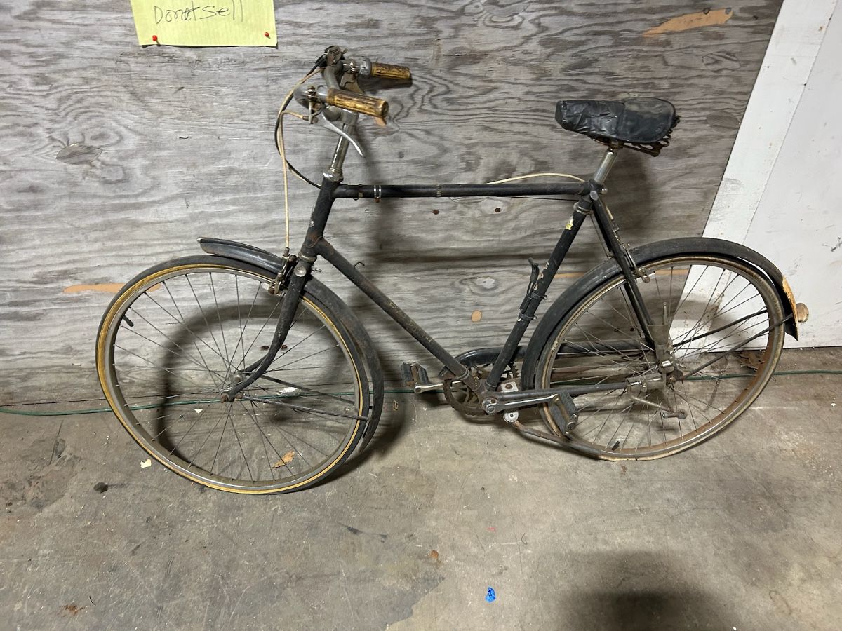 vintage Raleigh bike