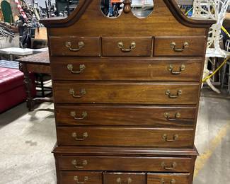 Queen Anne dresser