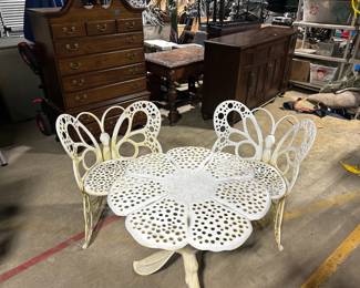 butterfly patio set