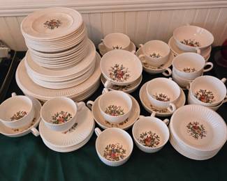 73 pc Wedgewood Edme Cavalier Set