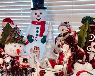 Christmas Decor and Lots of Ornaments 