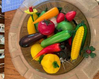 Large bowl of Murano glass fruit and vegetables