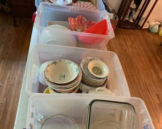 Platters; bowls; bowls; Pyrex bakeware