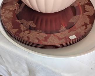 4 Fall charger plates