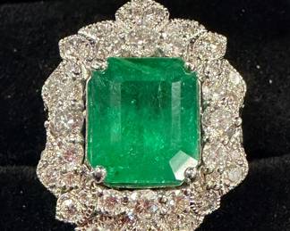 Large emerald with diamonds and platinum