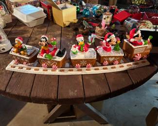 2016 Disney Express Collectors Mint Condition