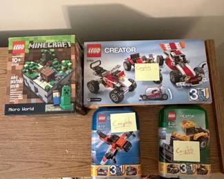 LEGO Creator in Building Sets Dune Hopper , Mini Plane , Mini Digger   LEGO Minecraft Micro World  fifth image
