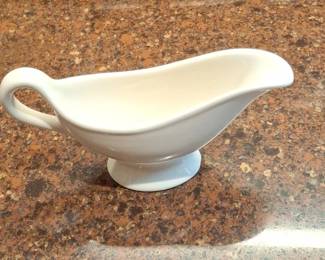 Oneida Classic White China Gravy Boat