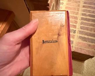 The New Testament Revised Standard Version with Jerusalem Carved Wooden Cover third image