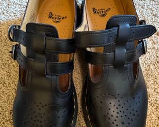 Dr. Martens Mary Jane TStrap Shoes Sz