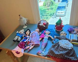 Assorted Plush Dolls and Figurines