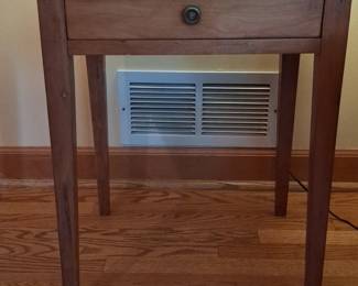 Shaker Style Wooden End Table with Single Drawer
