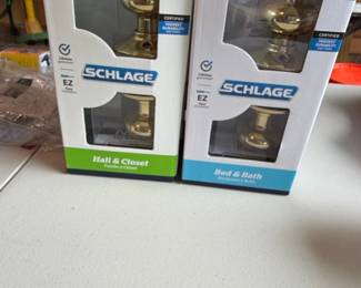 Schlage Hall  Closet and Bed  Bath Door Knobs Pack