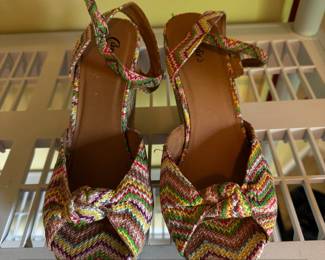 Candies Womens Zigzag Chevron Wedge Sandals
