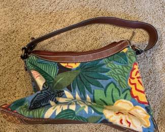 Fossil Modern Vintage Tropical Floral Shoulder Bag second image