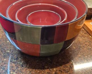 Tabletops Gallery Caracas Hand Painted Mixing Bowl Set