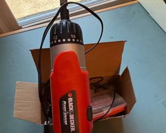 Black  Decker .V Pivot Driver Cordless Screwdriver Kit second image