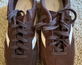 Madden Girl Womens Mightty Gum Sole LaceUp Platform Sneaker  Brown