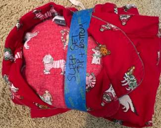 Old Navy Christmas Dog Print Flannel Pajama Set
