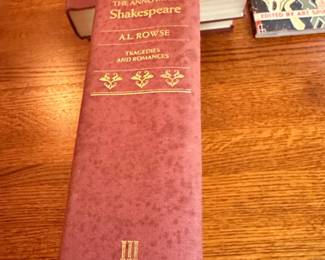 The Annotated Shakespeare Tragedies and Romances, Volume III A.L. Rowse, 