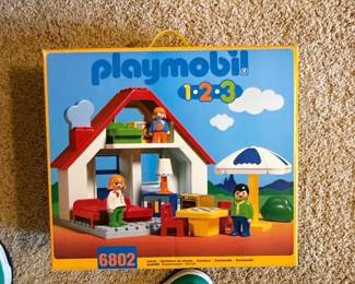 Playmobil .. House with Figures and Furniture Set 
