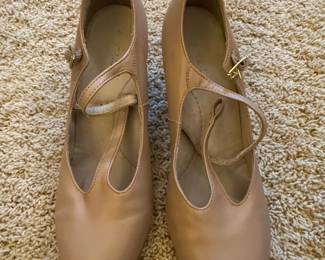 Capezio Jr. Footlight TStrap Character Shoes