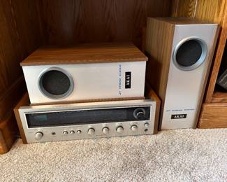 This vintage audio setup includes a Kenwood KR-2300 AM/FM stereo receiver paired with Akai Jet Stream System speakers.