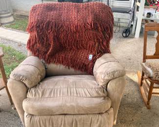Recliner 