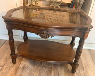 Beautiful antique removable glass top table 