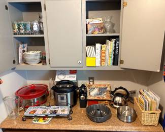 Kitchen items 