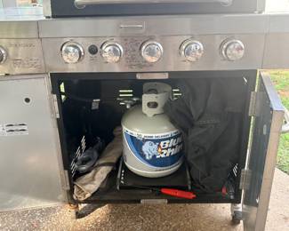 Members Mark Grill 