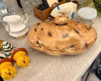 Vintage potato pottery 