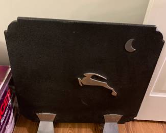 #100	Metal Fireplace Screen w/stainless feet w/deer on Front - 23x23	 $130.00 