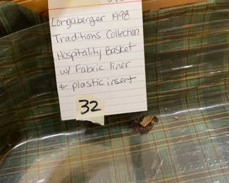 #32	Longaberger 1998 Traditions Collection Hospitality Basket w/fabric liner & plastic insert 	 $25.00 