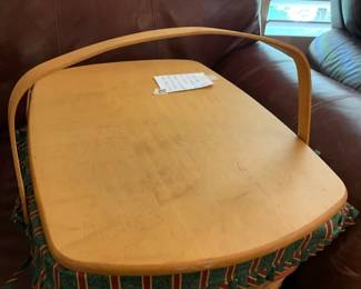 #35	Longaberge4t 1996 picnic Basket Large 22x14x8 Double Swing Handle solid lid, plastic insert, fabric liner	 $65.00 