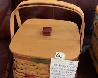 #60	Longaberger 2000 Christmas Collection Deck the Halls Basket w/lid 9x9x8	 $20.00 