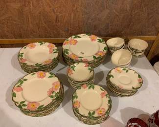 #200	Desert Rose Eight 7 Piece Place Settings (56 Pieces Total)	 $100.00 