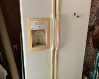 #102	Garage SXS Refrigerator 25cu - working (ice maker not tested)	 $100.00 