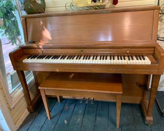 #146	Wurlitzer Studio Piano - You Move	 $75.00 