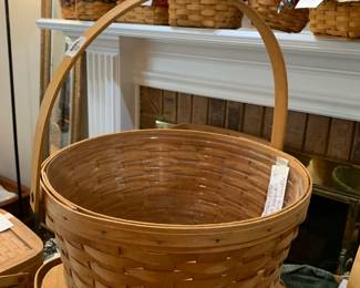 #66	1994 Longaberger Basket  w/plastic liner- 1994 Extra Large Fruit Basket w/swing handle - 13" 	 $30.00 